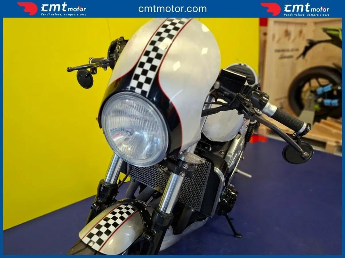 Kawasaki ZRX 1200 (2000 - 05) (14)