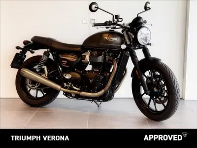 Triumph Street Twin 900 (2021 - 22) usata