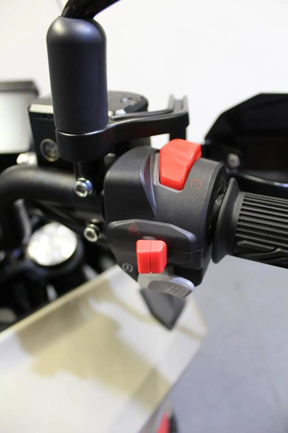 Benelli TRK 702X Dune Sea (2024 - 25) (11)