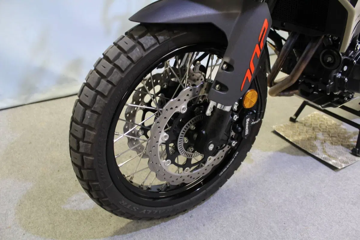 Benelli TRK 702X Dune Sea (2024 - 25) (14)