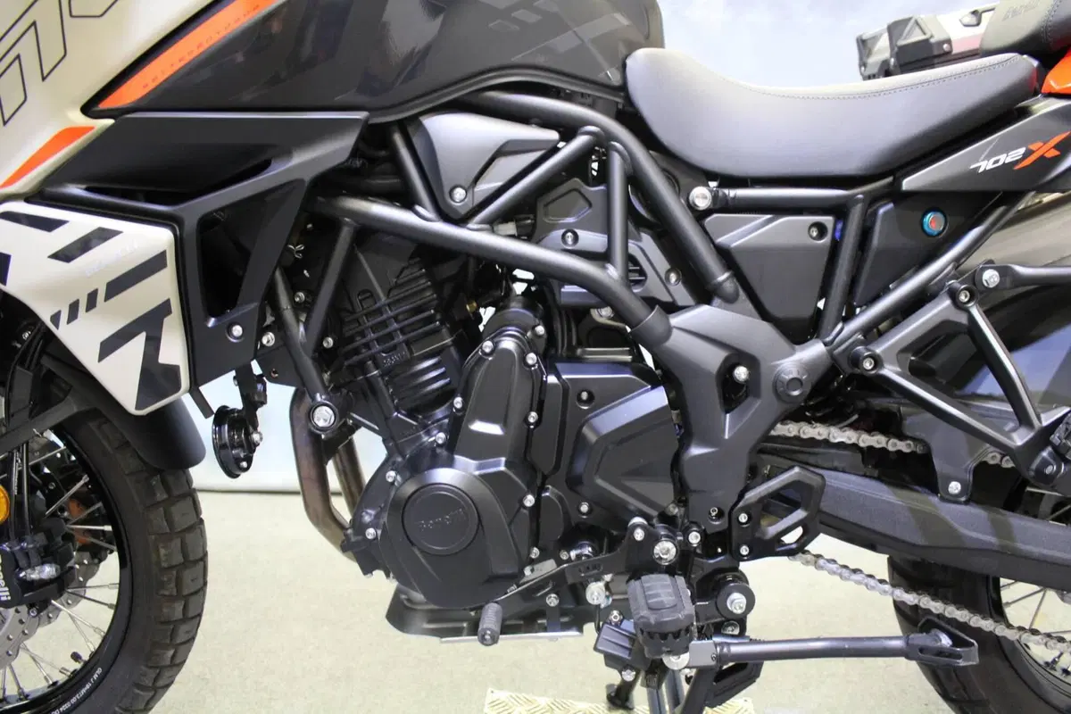 Benelli TRK 702X Dune Sea (2024 - 25) (16)