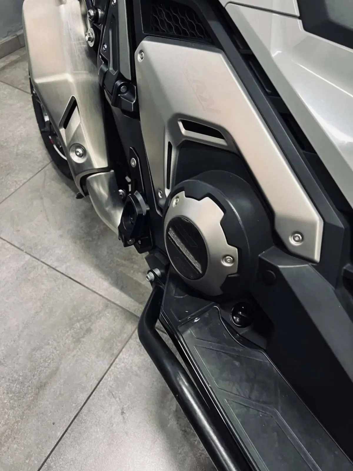 Honda X-ADV 750 DCT Travel (2021 - 24) (6)