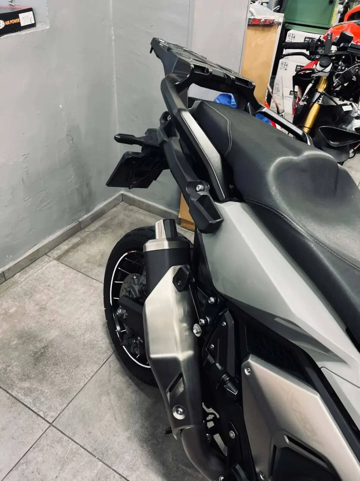 Honda X-ADV 750 DCT Travel (2021 - 24) (8)
