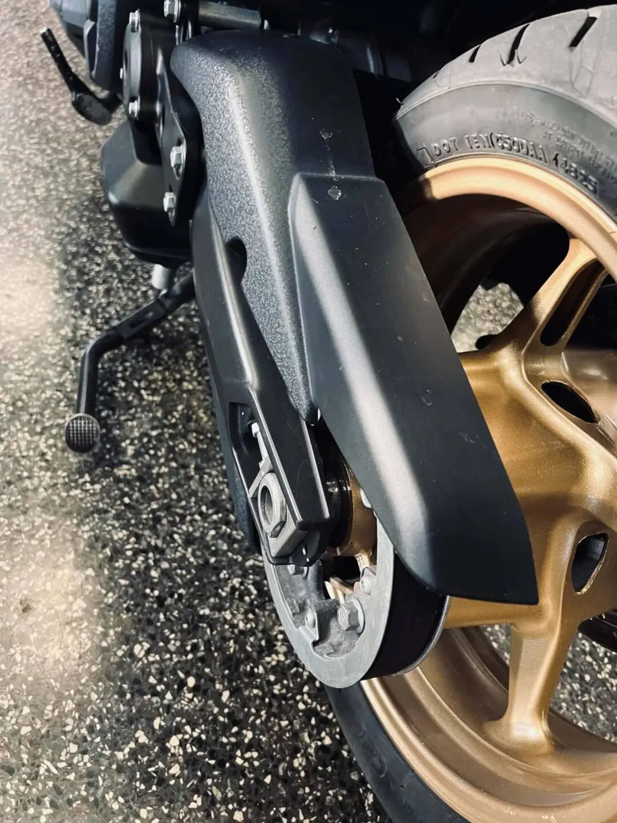 Yamaha T-Max 560 Tech Max (2021) (18)