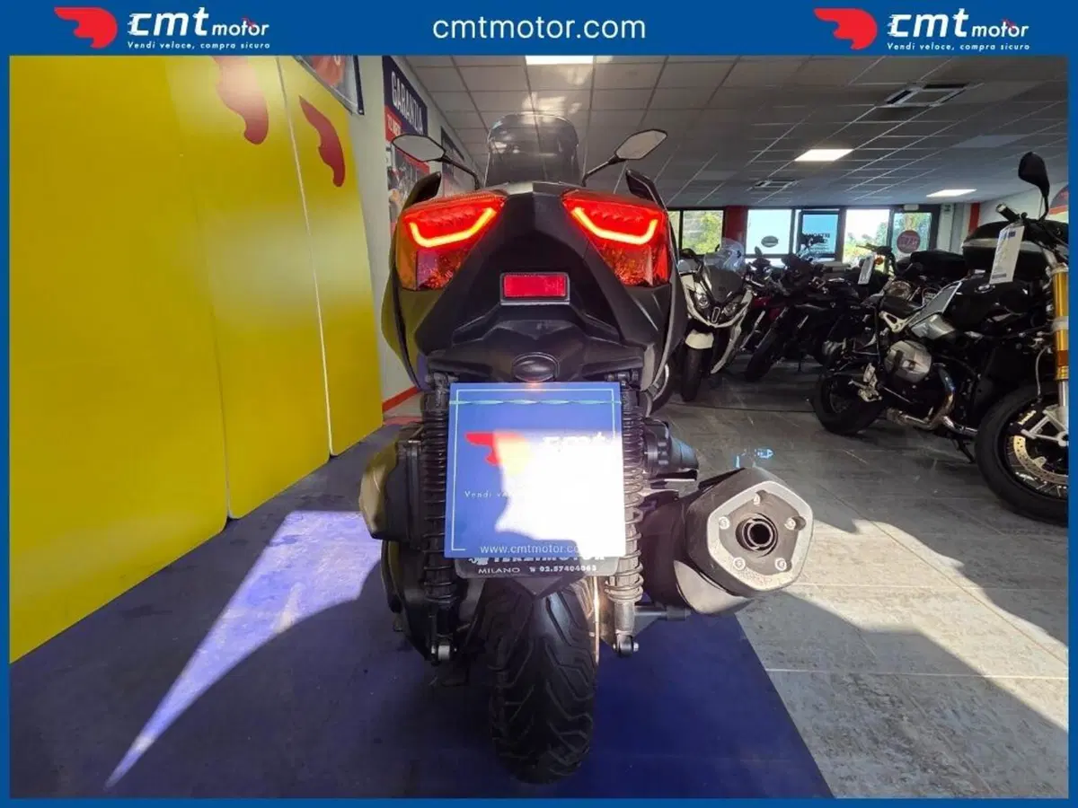 Yamaha X-Max 400 ABS (2017 - 20) (9)