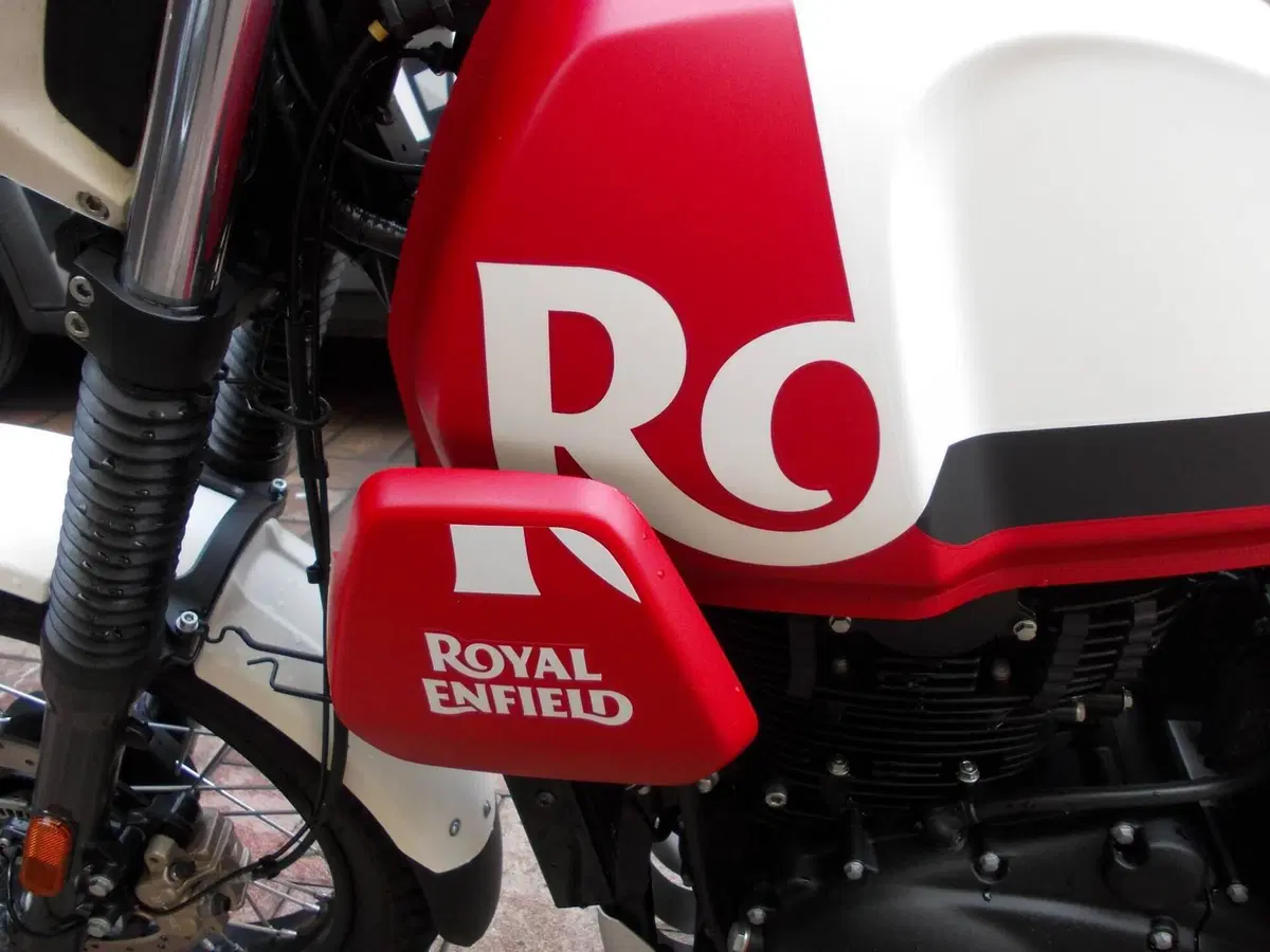 Royal Enfield Himalayan 411 (2021 - 24) (9)