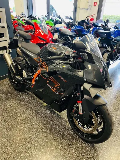 KTM 990 RC R (2026) usata