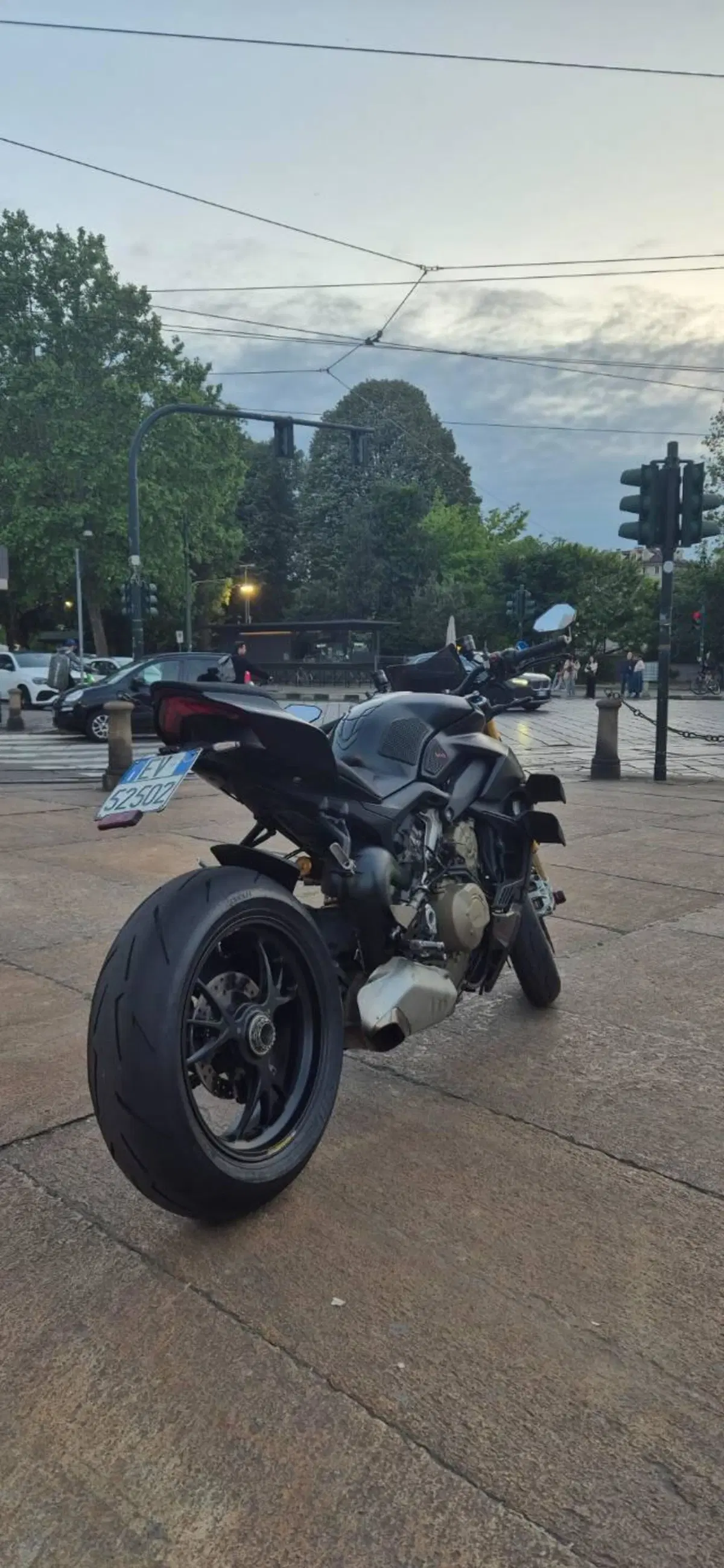 Ducati Streetfighter V4 1100 S (2021 - 22) (8)