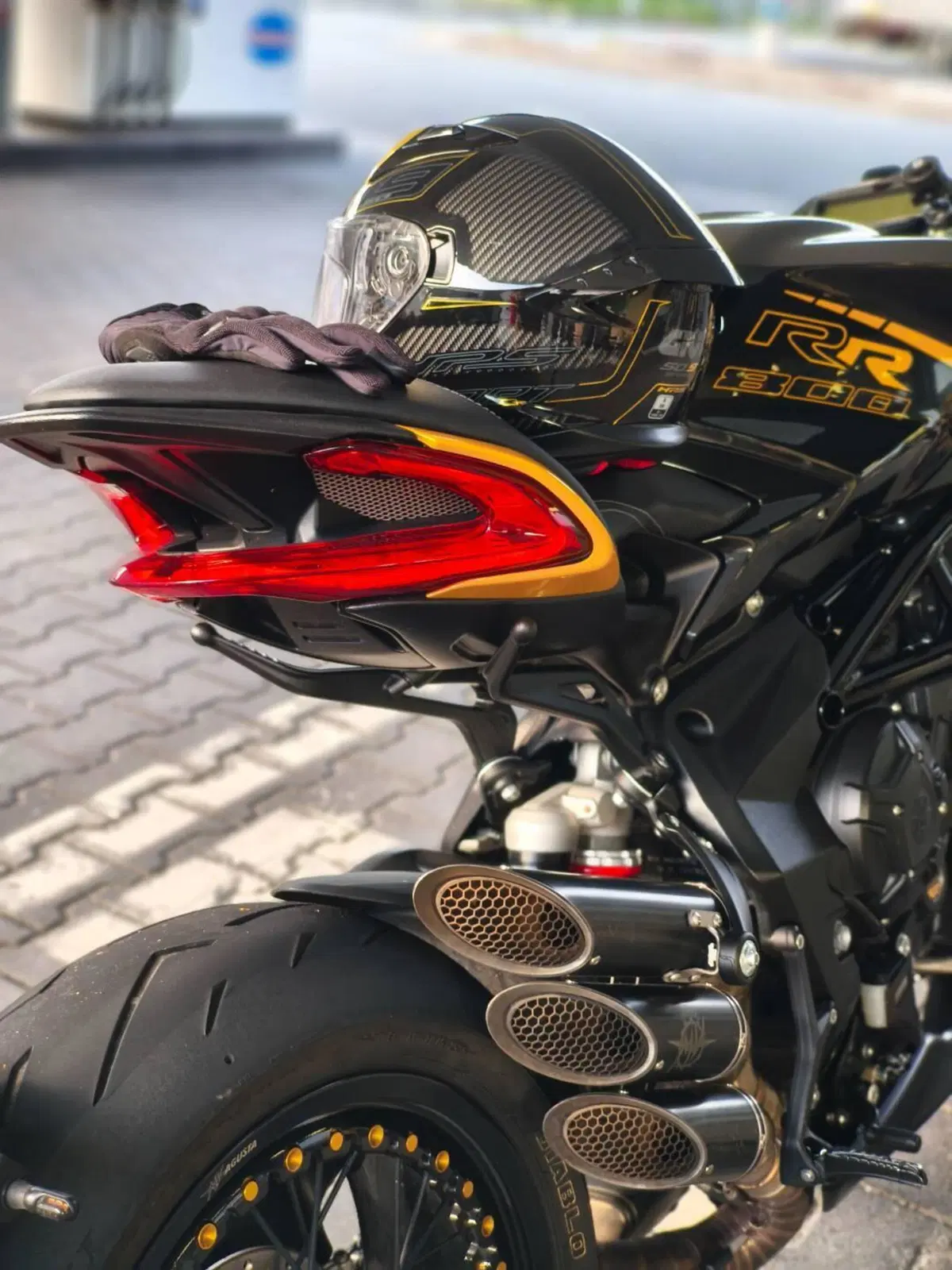 MV Agusta Dragster 800 RR SCS (2020)