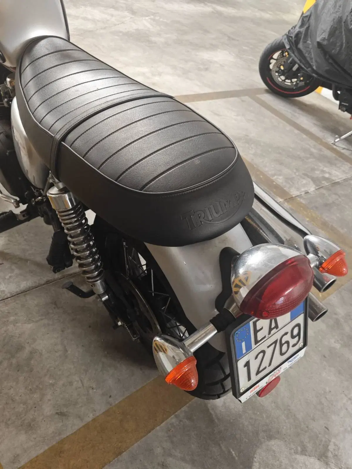 Triumph Scrambler (2006 - 17) (4)