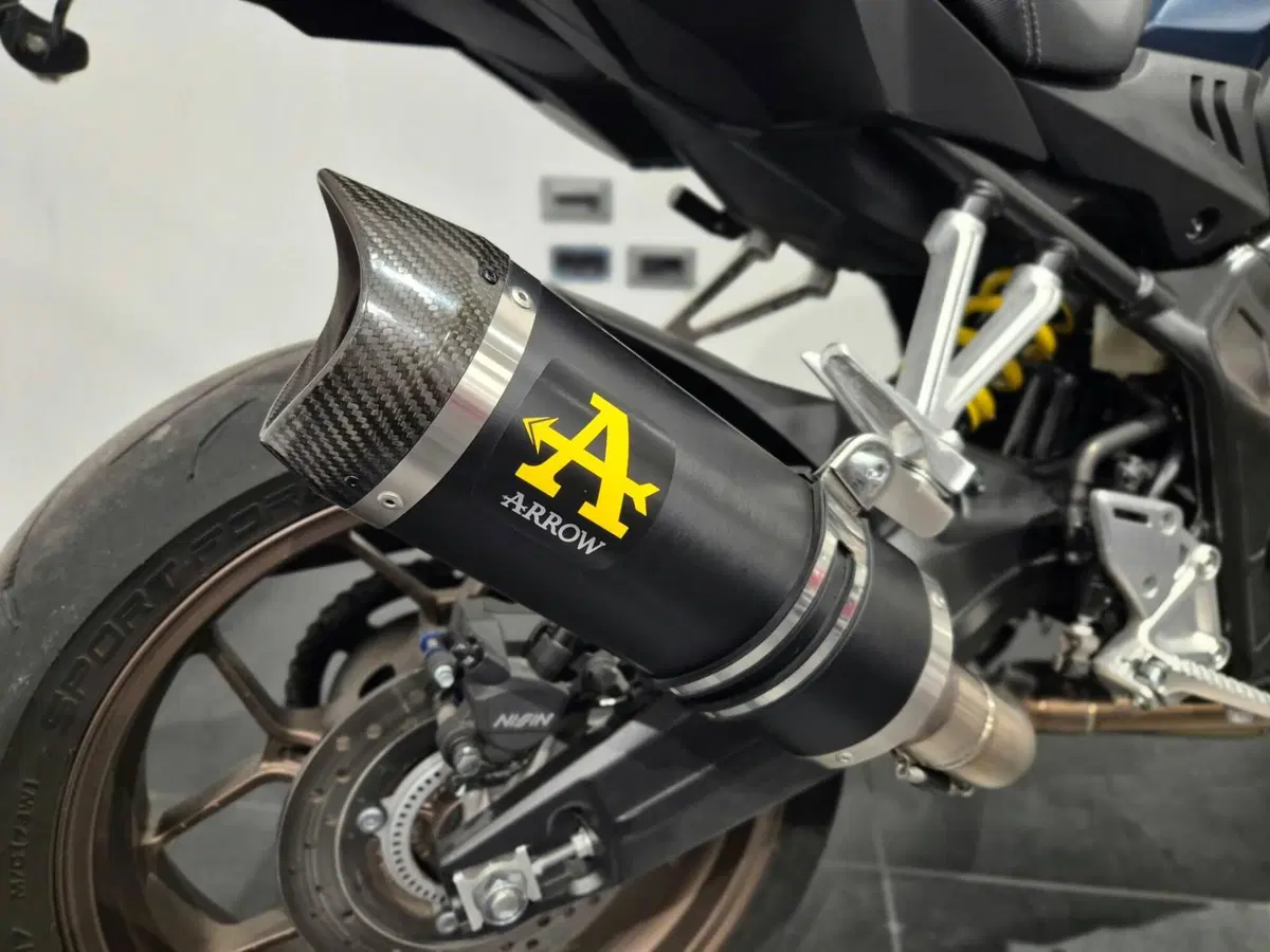 Honda CB 650 R (2021 - 23) (8)