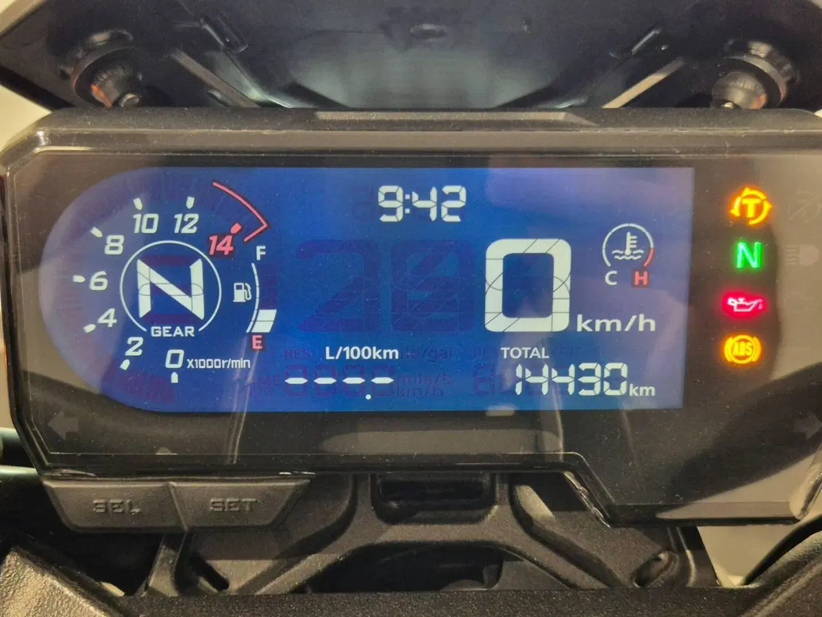 Honda CB 650 R (2021 - 23) (19)