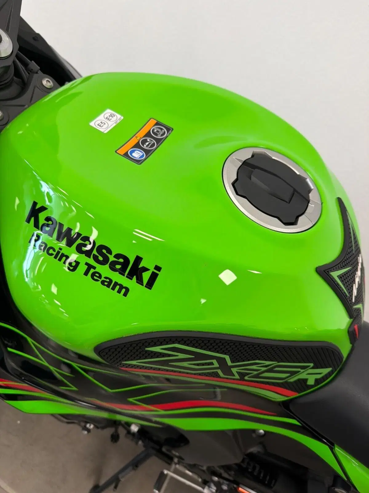 Kawasaki Ninja 636 ZX-6R (2024 - 26) (12)