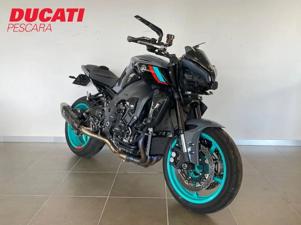 Yamaha MT-10 (2022 - 26) (2)