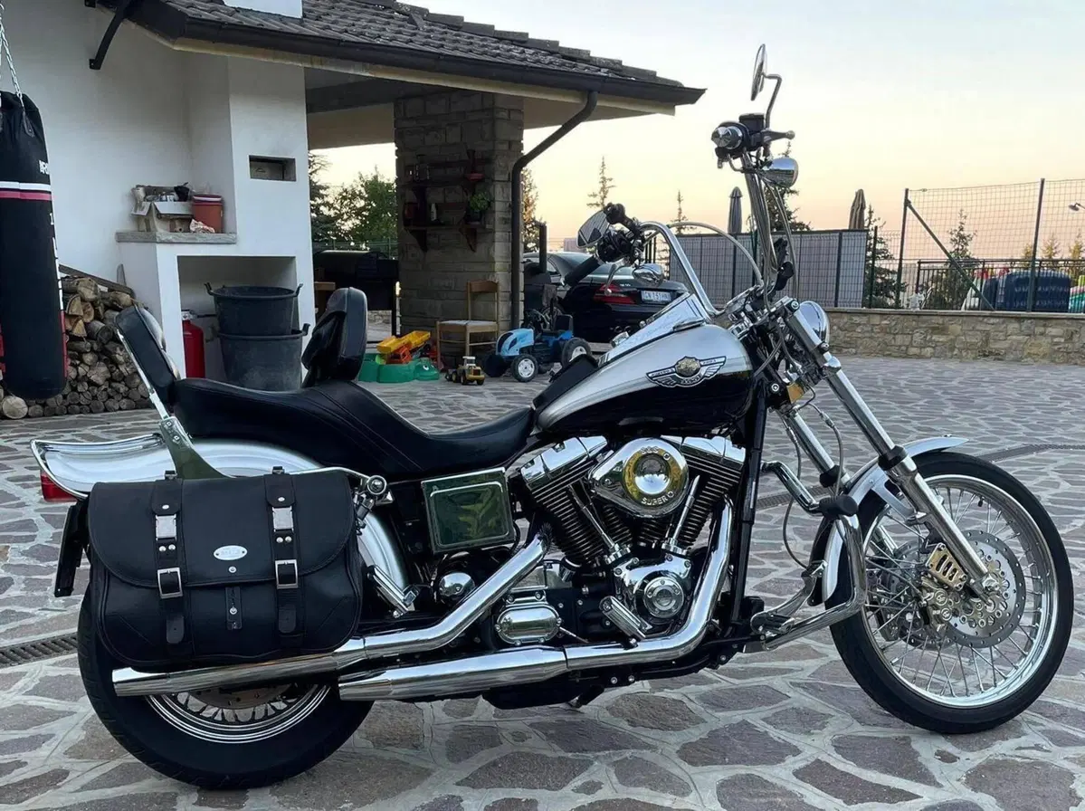 Harley-Davidson 1450 Wide Glide (1995 - 07) - FXDWG