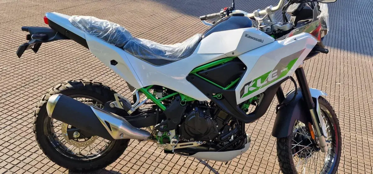 Kawasaki KLE 500 SE (2026) (4)