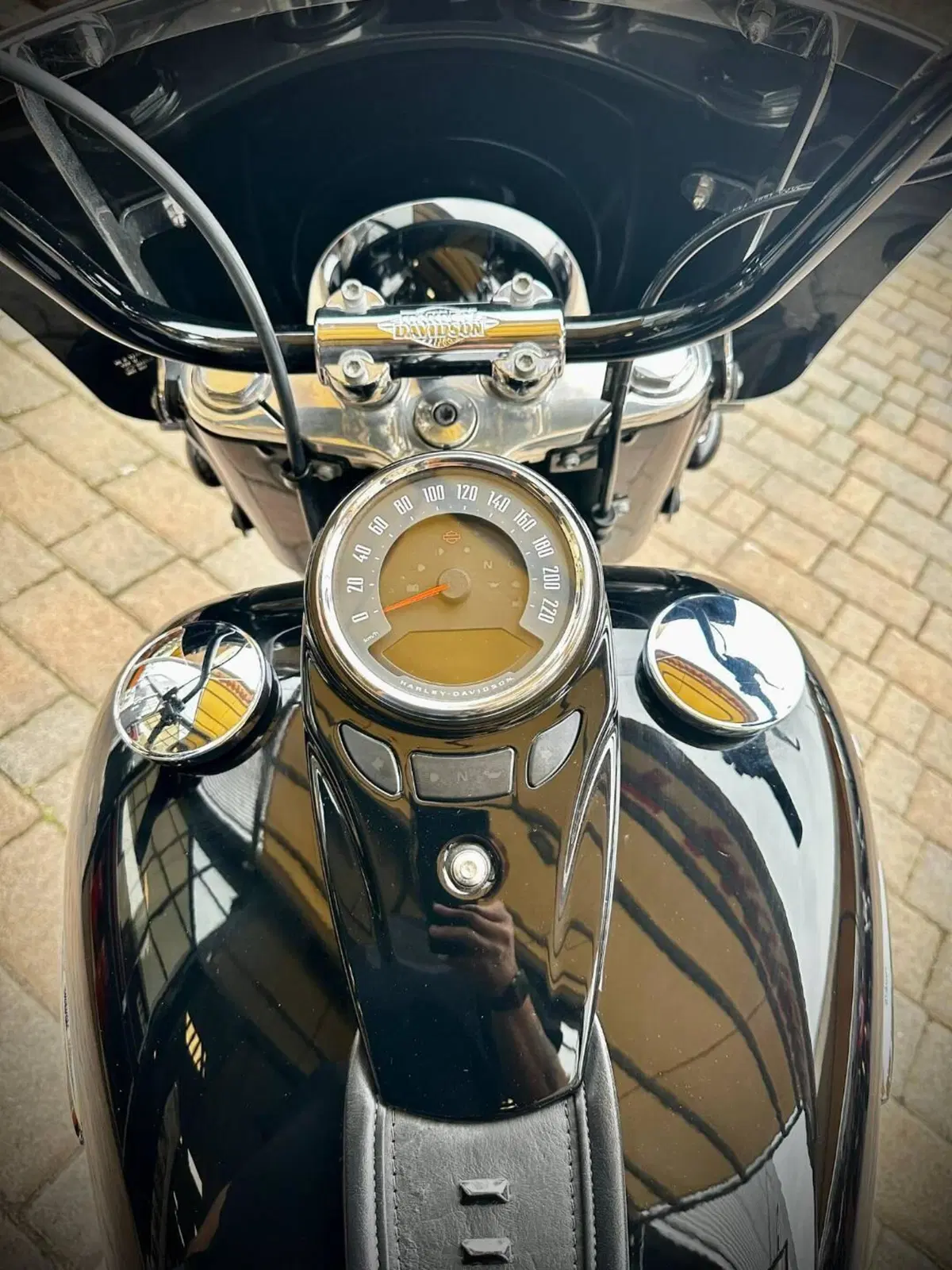 Harley-Davidson 114 Heritage Classic (2018 - 20) - FLHCS (14)