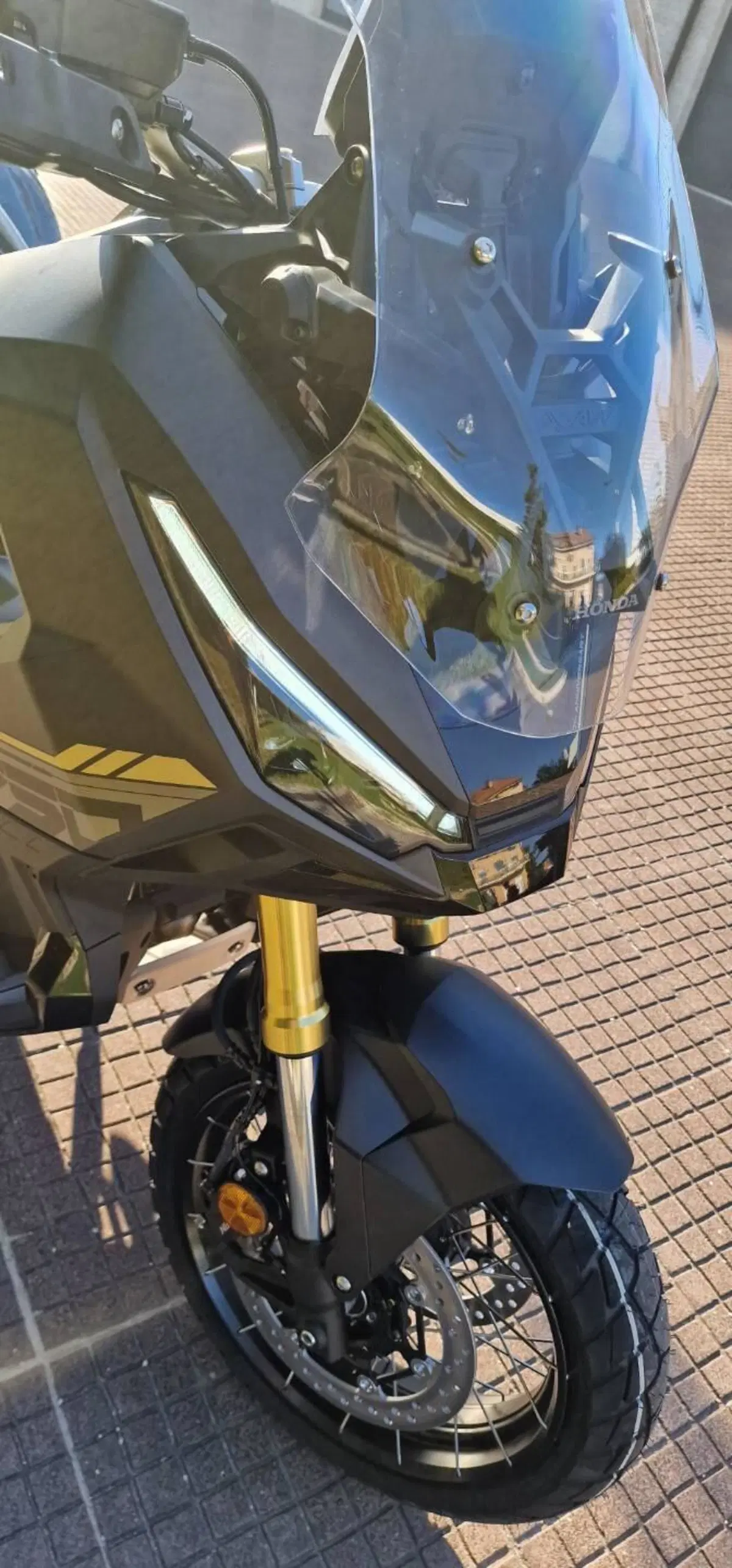 Honda X-ADV 750 Special Edition (2026 - 27) (4)