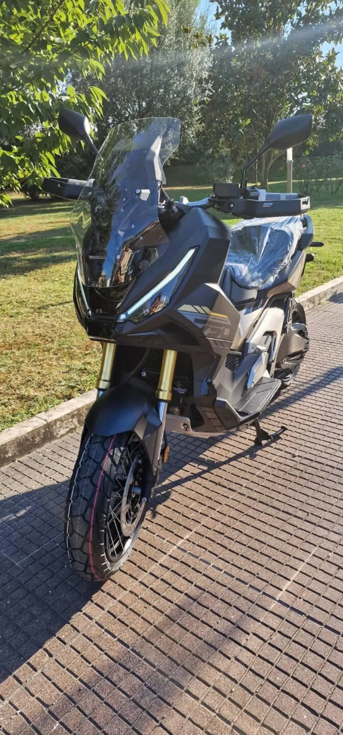 Honda X-ADV 750 Special Edition (2026 - 27) (7)