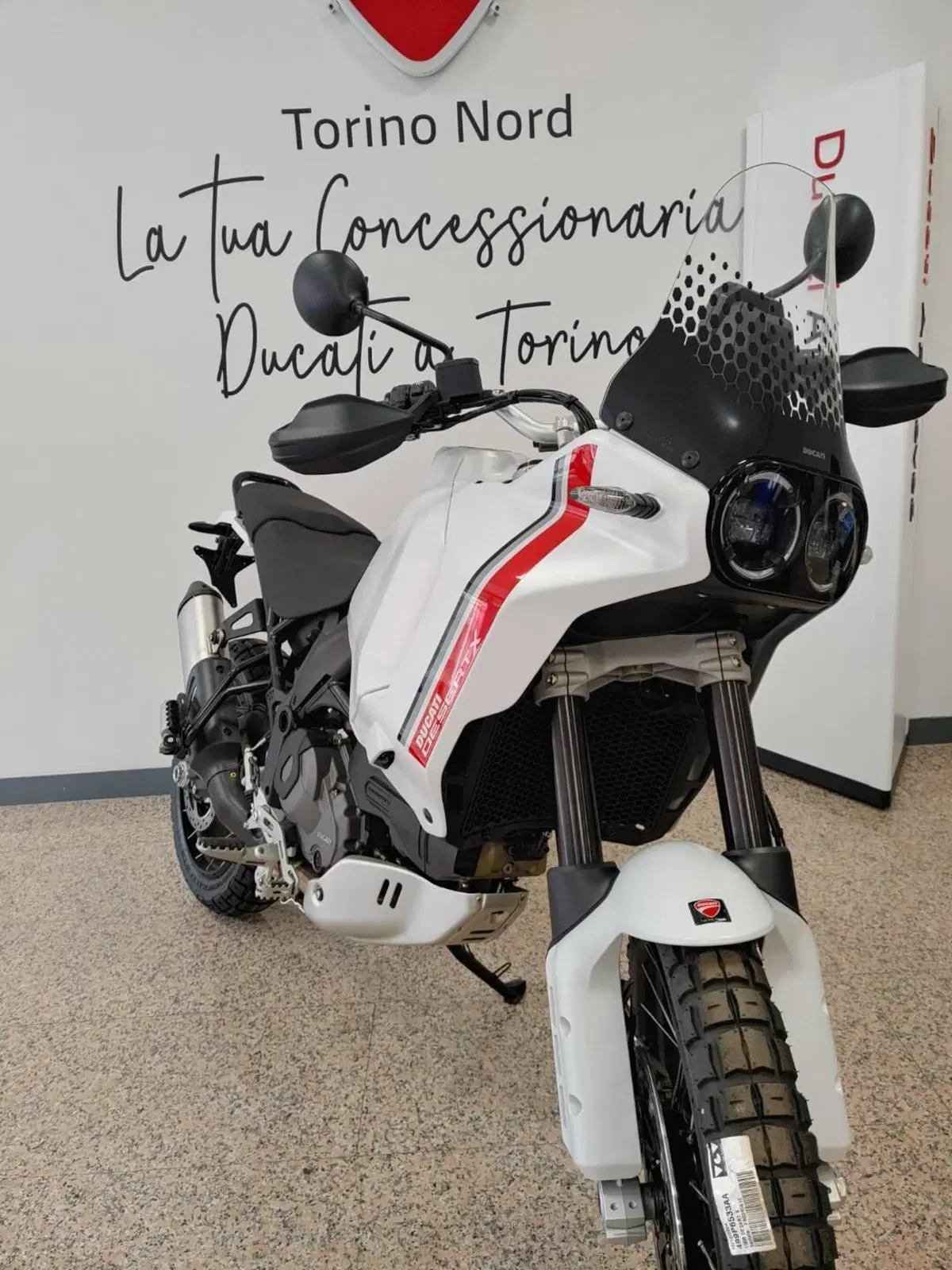 Ducati DesertX (2022 - 25) (2)