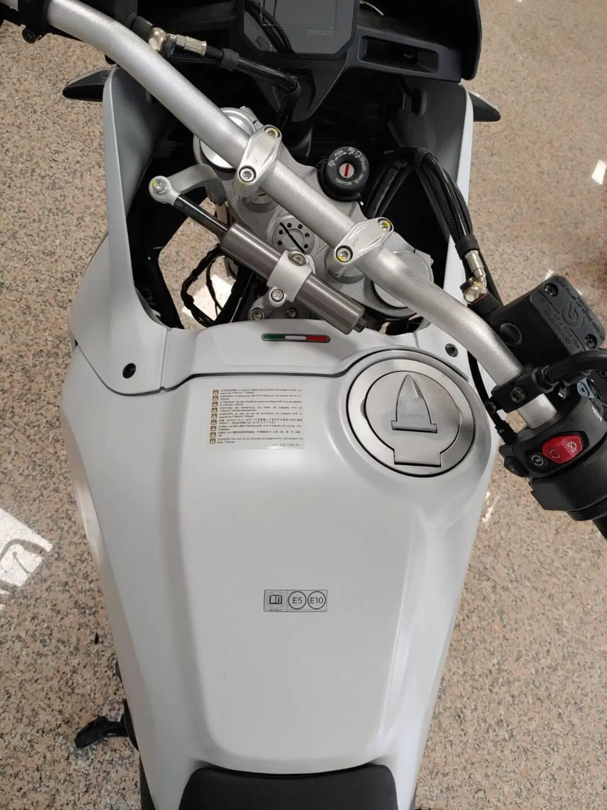 Ducati DesertX (2022 - 25) (6)