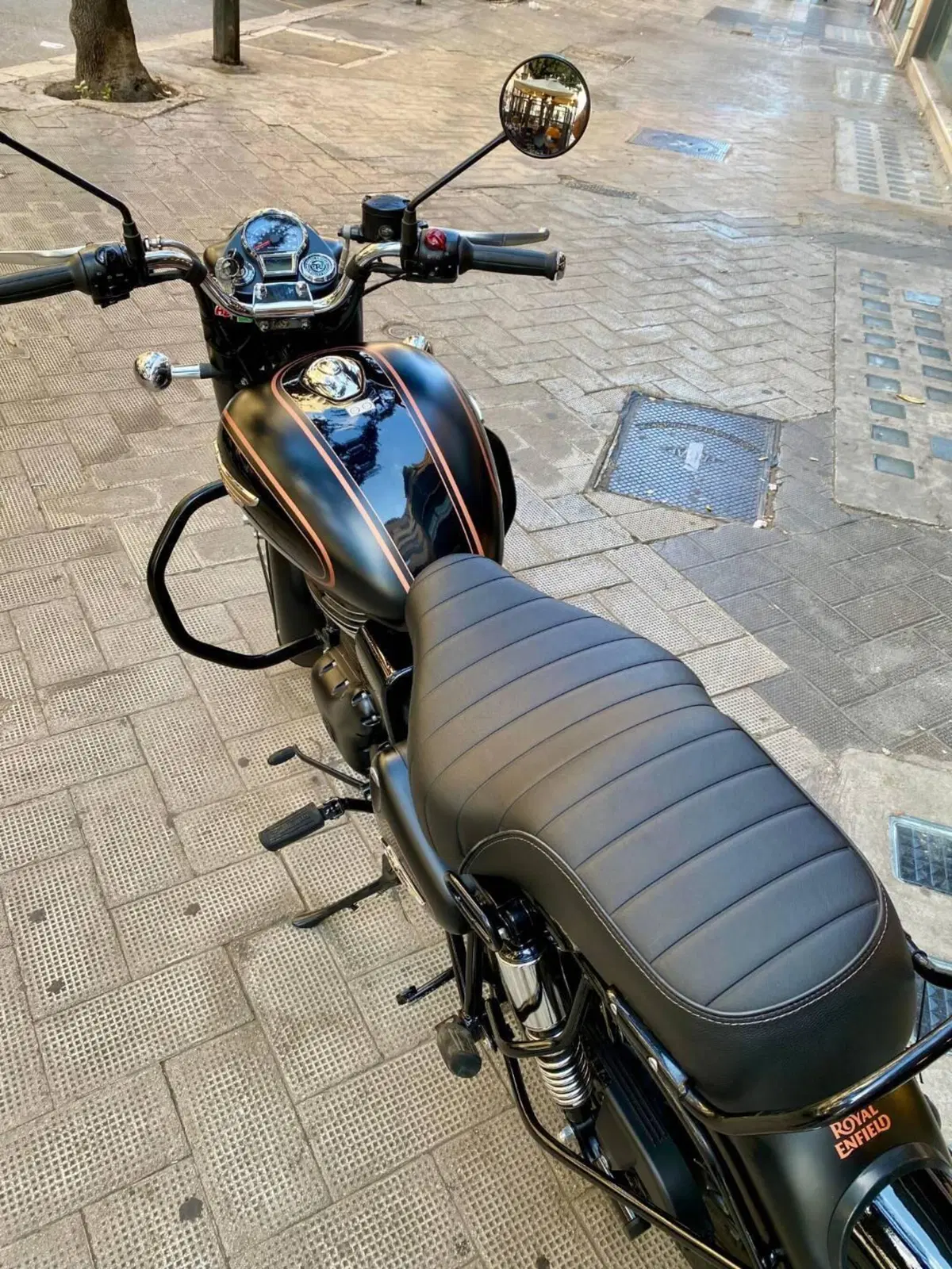 Royal Enfield Bullet 350 (2024 - 26) (2)