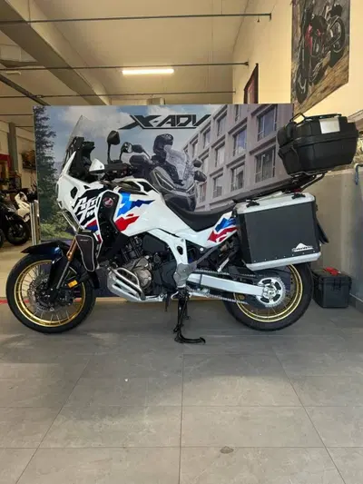 Honda Africa Twin CRF 1100L Adventure Sports DCT Travel Edition (2024 - 26) usata