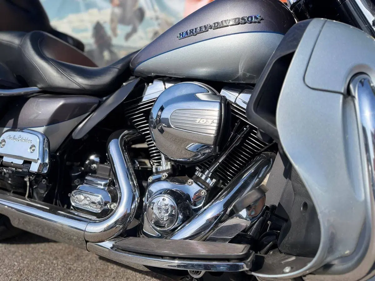 Harley-Davidson 1690 Electra Glide Ultra Classic (2014 - 16) - FLHTCU (5)