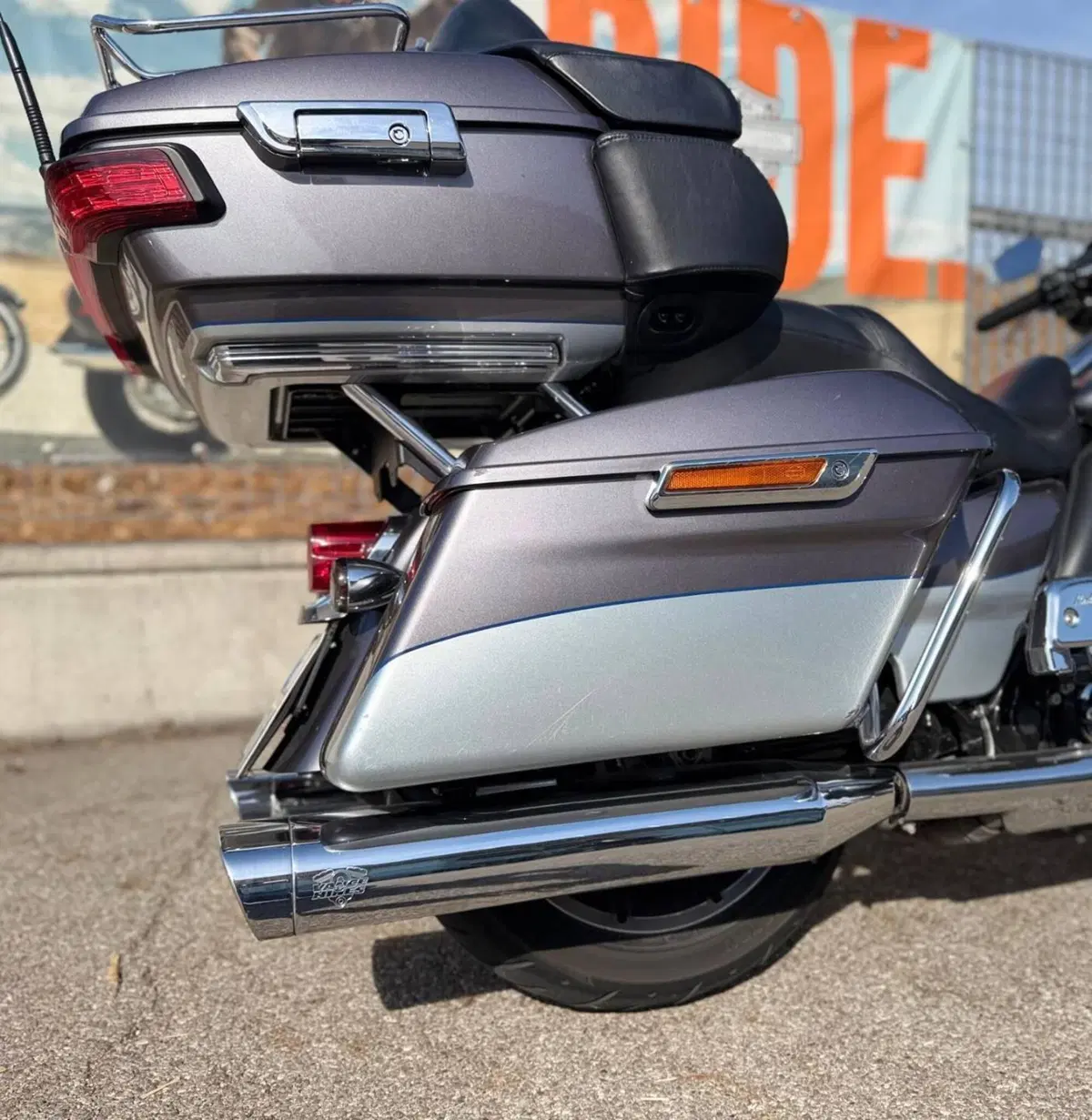 Harley-Davidson 1690 Electra Glide Ultra Classic (2014 - 16) - FLHTCU (6)
