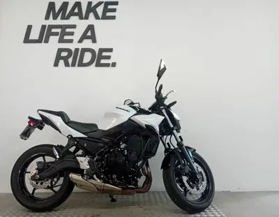 Kawasaki Z 650 (2025 - 26) usata
