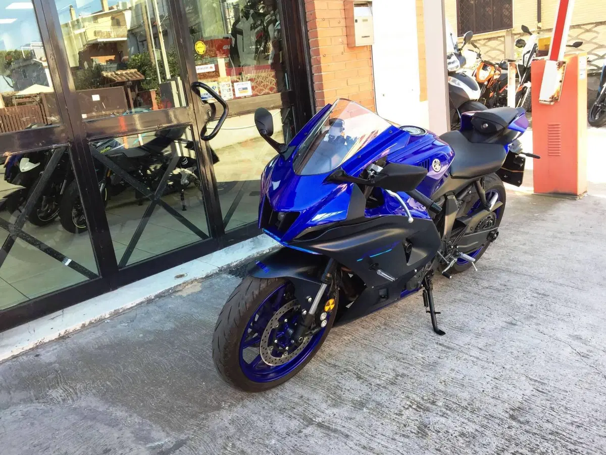 Yamaha YZF R7 (2021 - 25) (4)