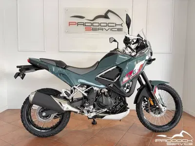 Kawasaki KLE 500 SE Adventure Tourer (2026) nuova