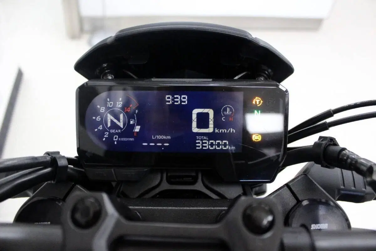 Honda CB 650 R (2021 - 23) (6)