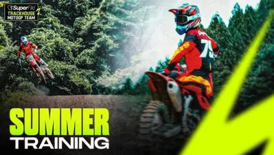 Ai Ogura: la sua giornata tipo. Vai di motocross!