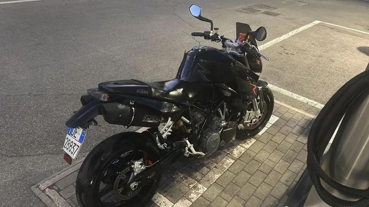 KTM 990 Super Duke (2007 - 11) (10)