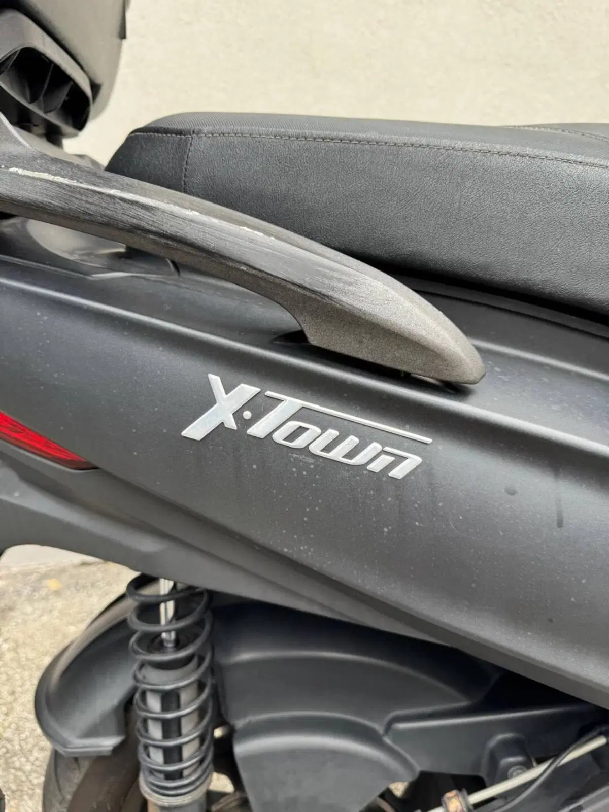 Kymco X-Town 300i ABS (2016 - 20) (9)