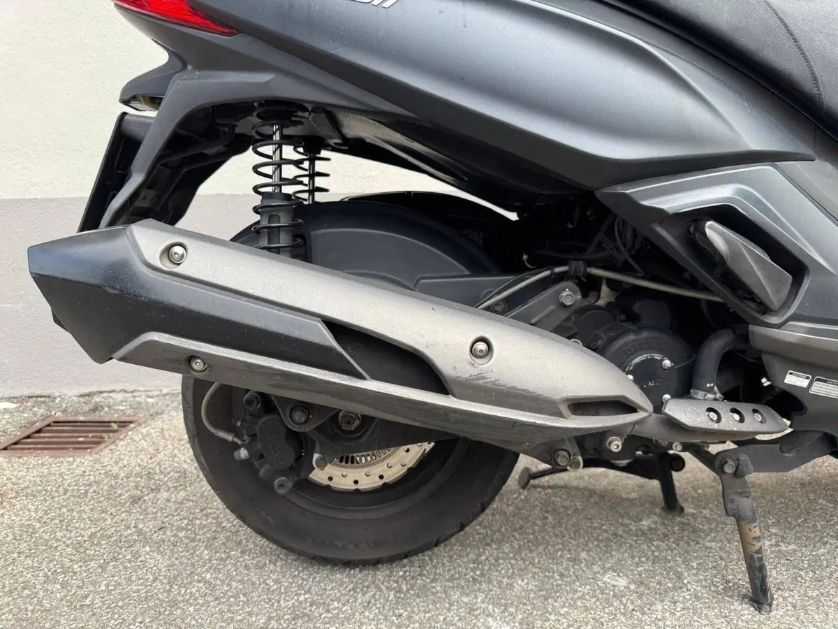 Kymco X-Town 300i ABS (2016 - 20) (12)