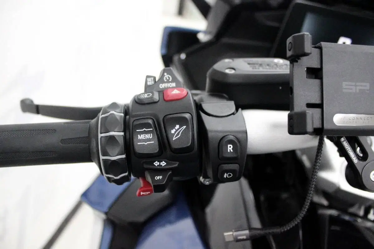Bmw K 1600 GTL (2022 - 27) (7)