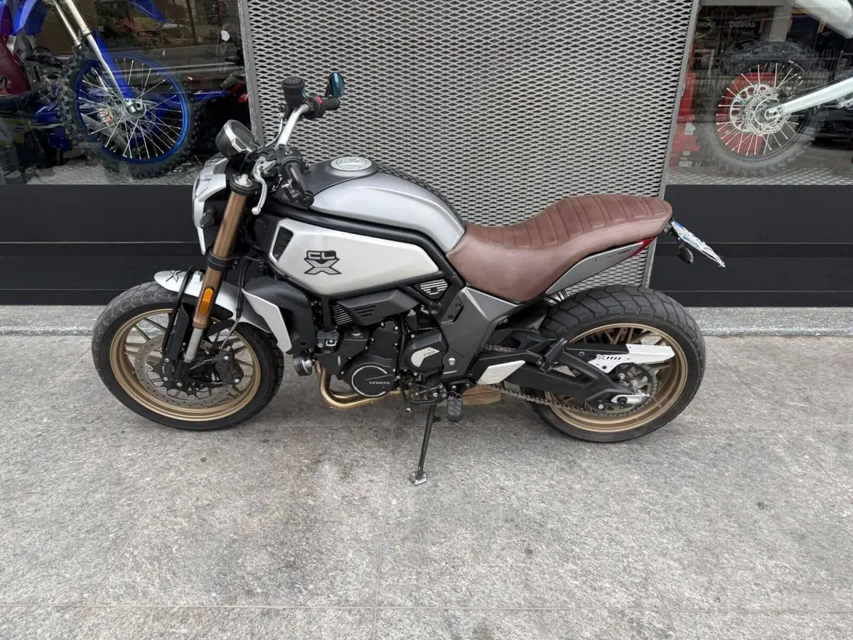 CFMOTO 700CL-X Heritage (2021 - 26) (4)