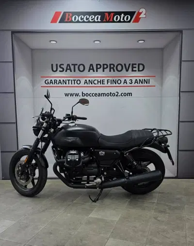 Moto Guzzi V7 Stone (2021 - 24) usata