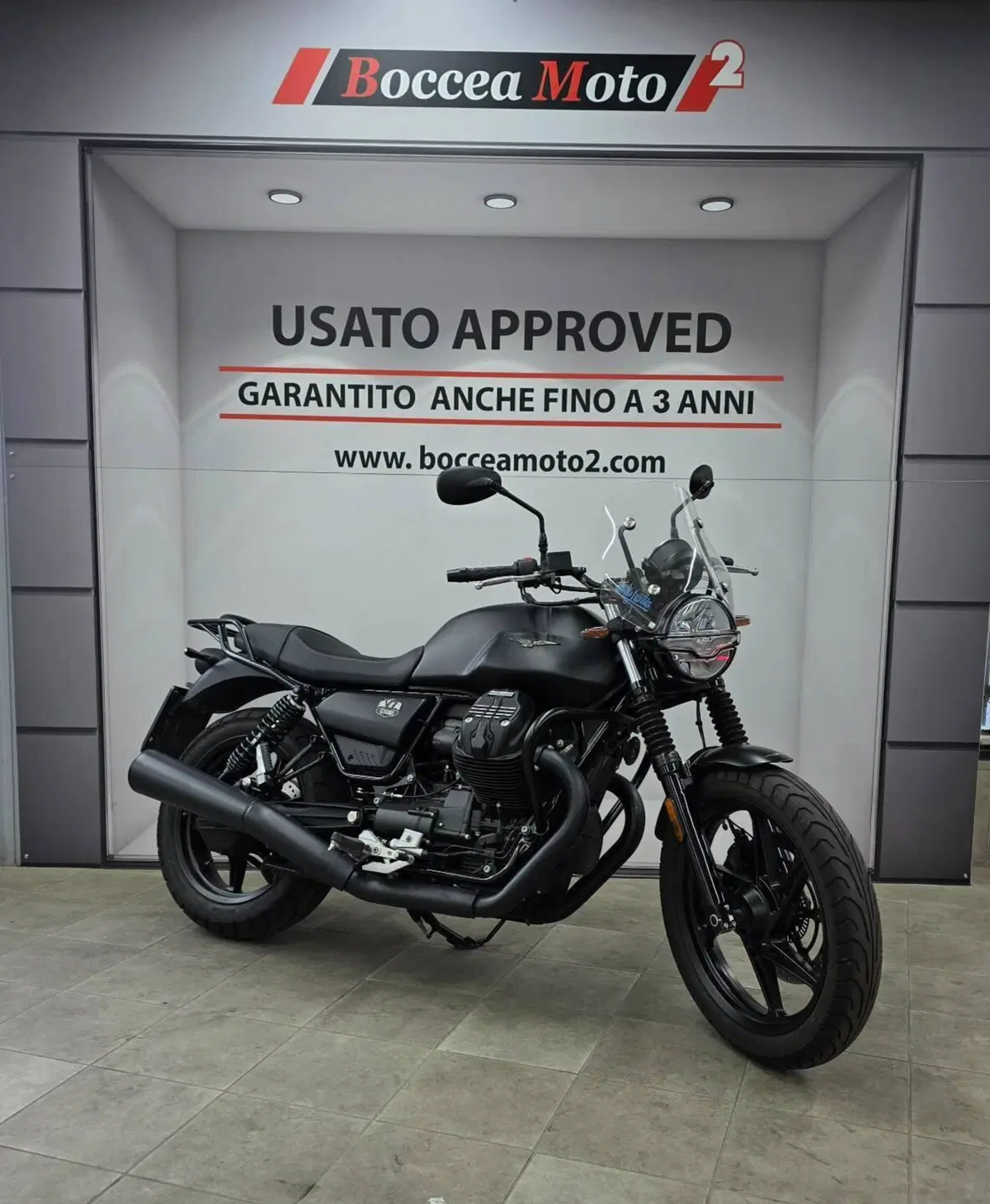 Moto Guzzi V7 Stone (2021 - 24) (4)