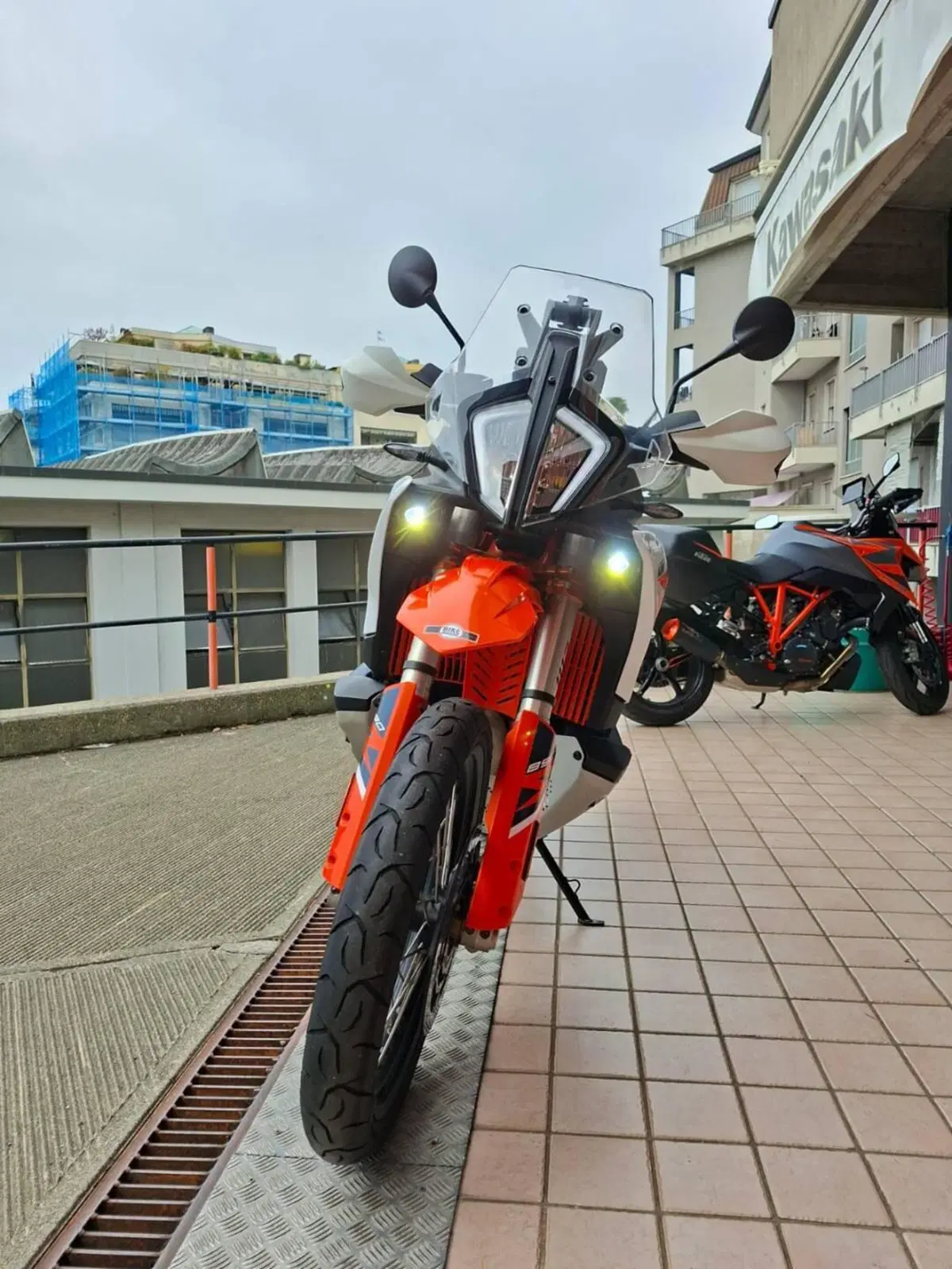 KTM 890 Adventure R (2023 - 24) (4)