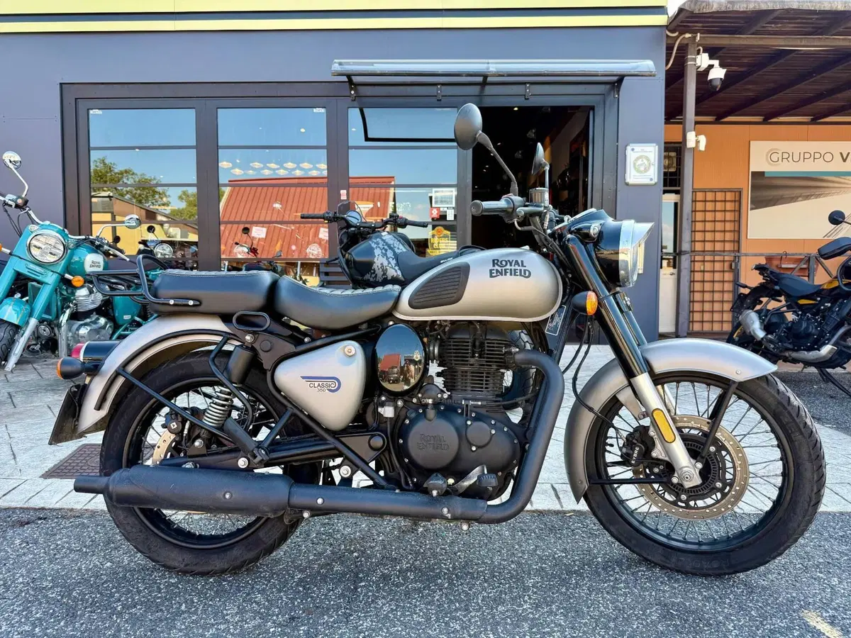 Royal Enfield Classic 350 (2021 - 26) (5)