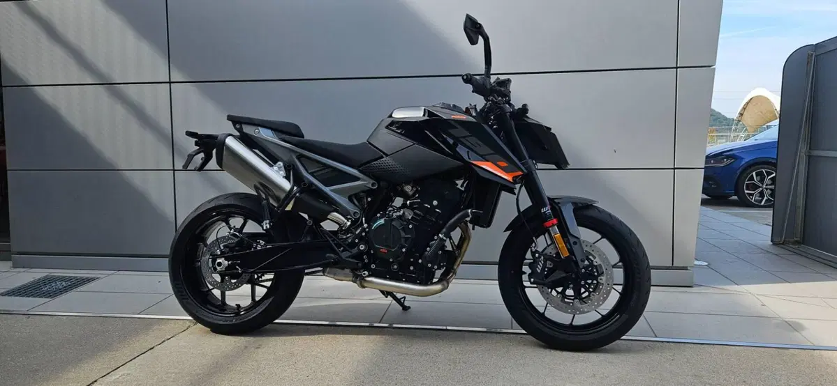 KTM 790 Duke (2027)
