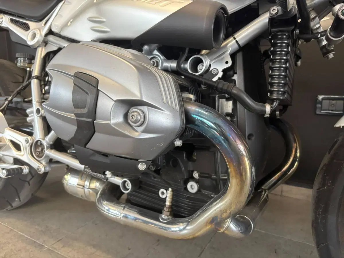 Bmw R nineT 1200 Racer (2017 - 20) (3)