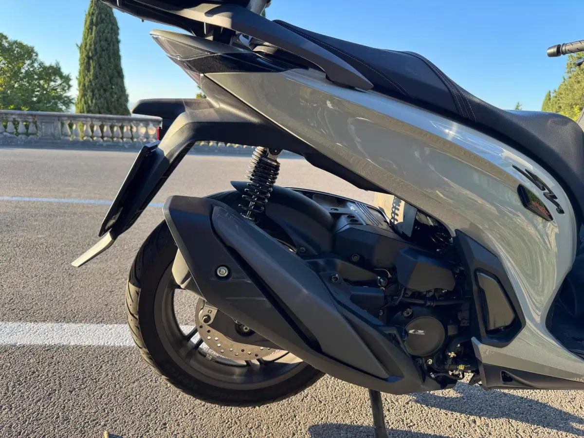 Honda SH 350i Sport (2025 - 26) (6)