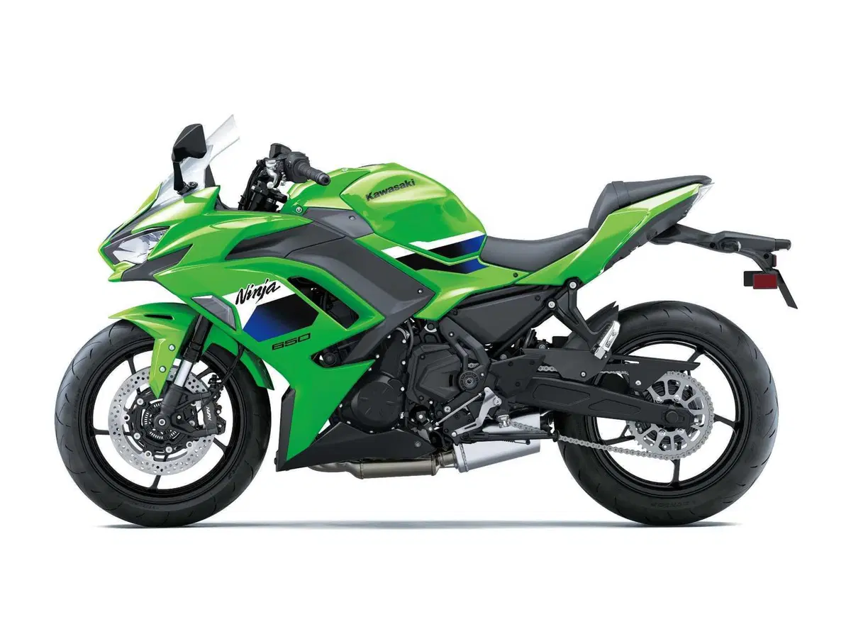 Kawasaki Ninja 650, tutte le novità del model year 2027 (4)