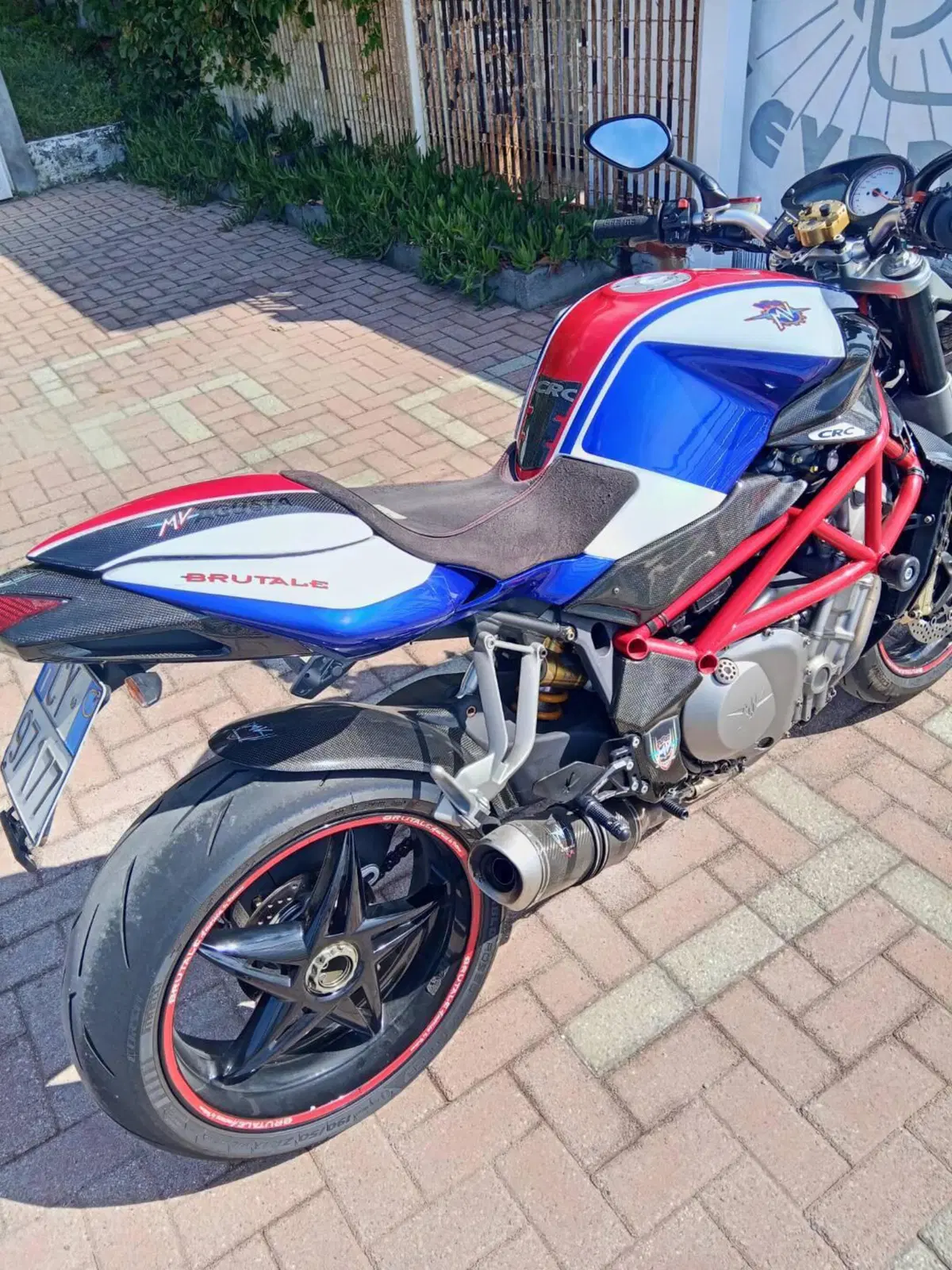 MV Agusta Brutale 910 S (2005 - 11) (12)
