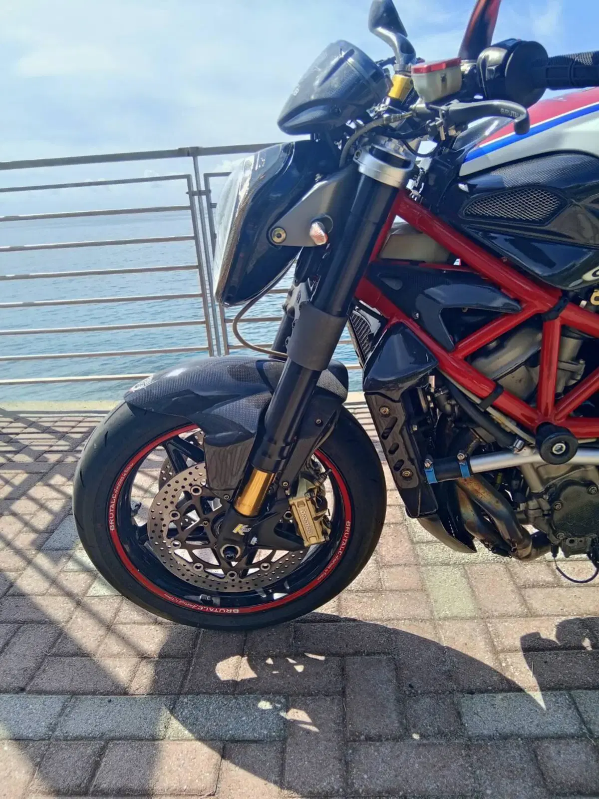 MV Agusta Brutale 910 S (2005 - 11) (15)