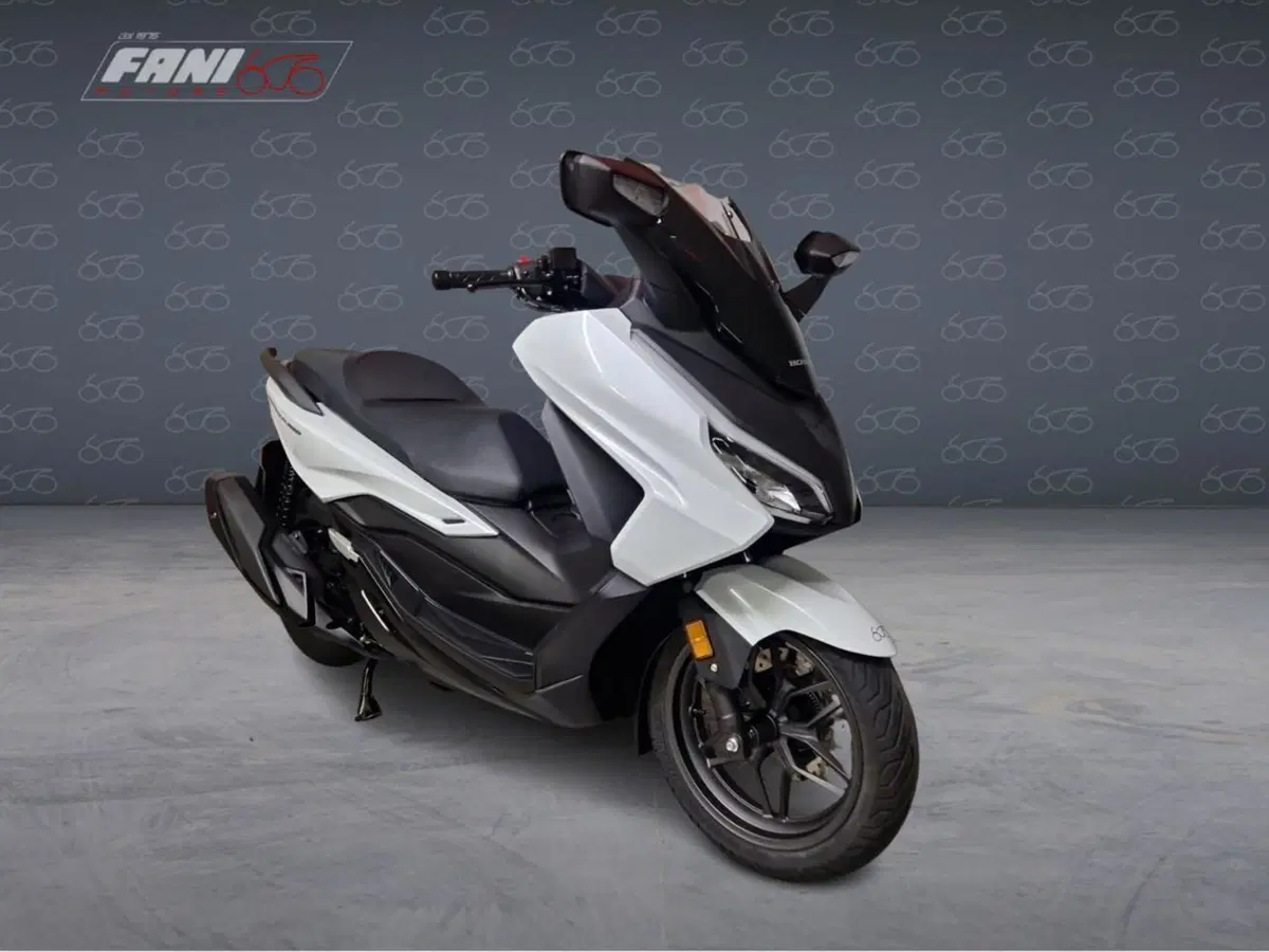 Honda Forza 350 (2025 - 26) (2)